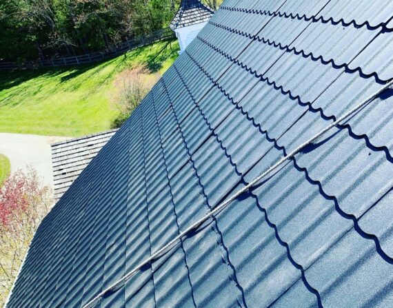 Roofing in Canada